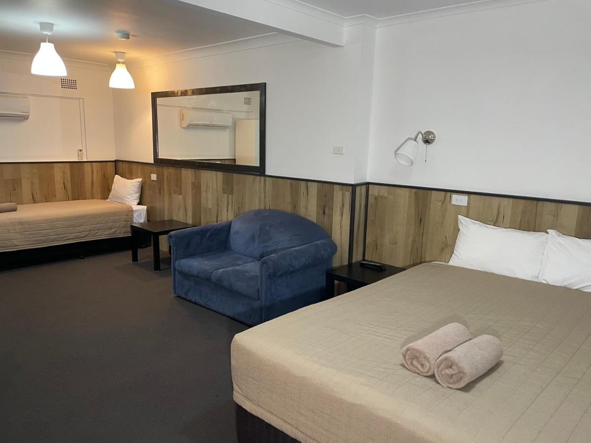 Countryman Motor Inn Cowra Bagian luar foto