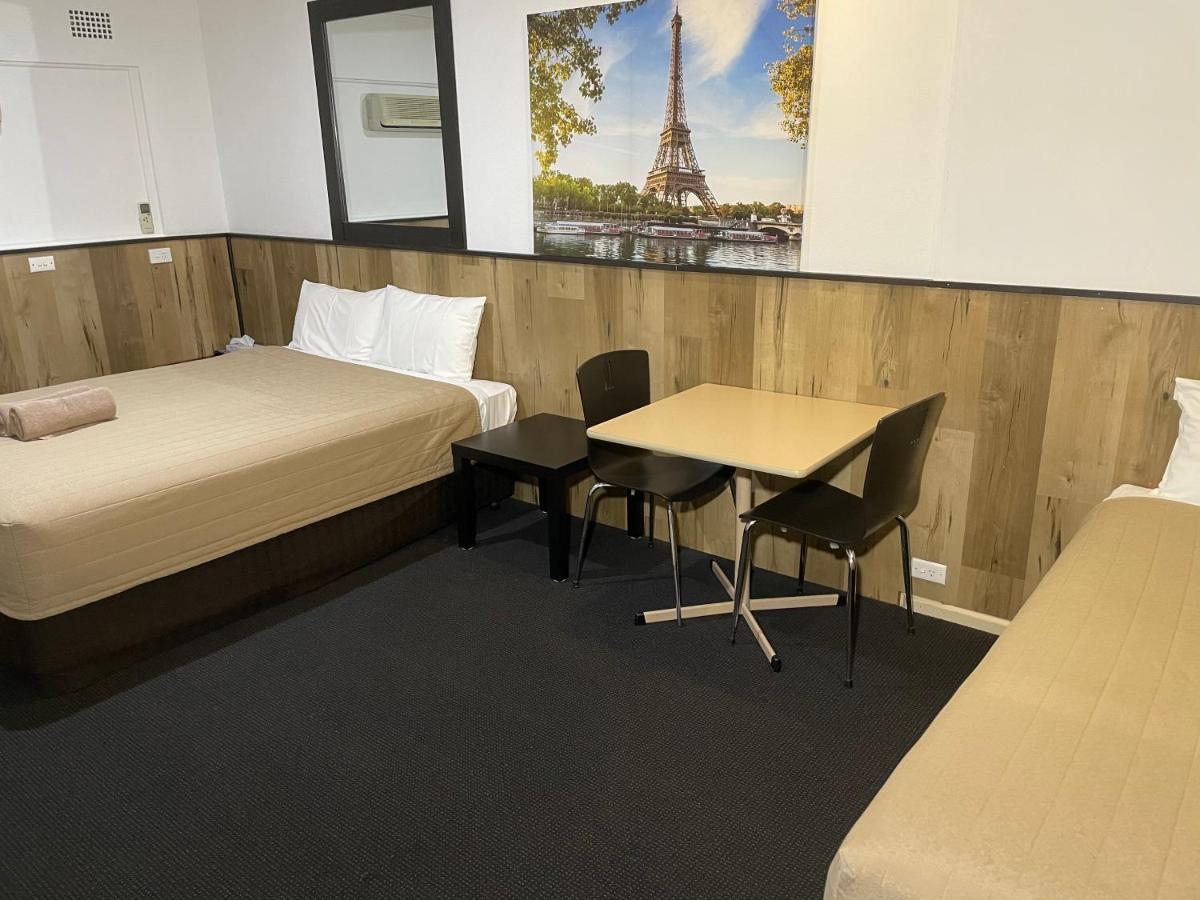 Countryman Motor Inn Cowra Bagian luar foto