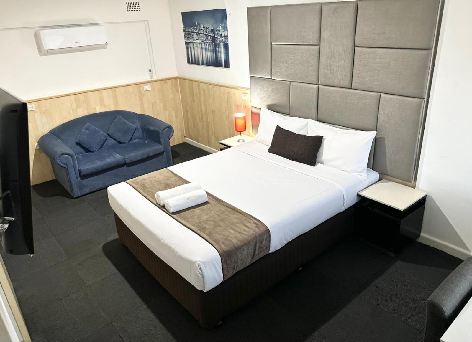 Countryman Motor Inn Cowra Bagian luar foto