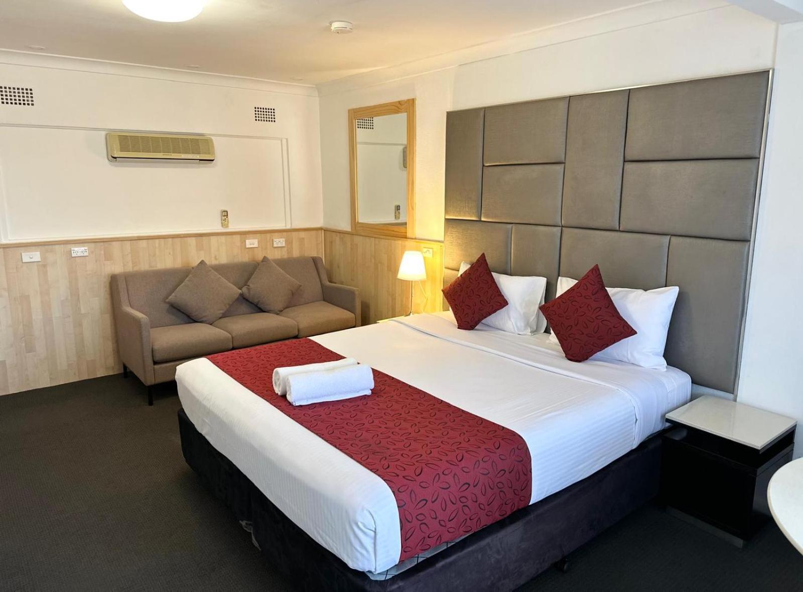Countryman Motor Inn Cowra Bagian luar foto
