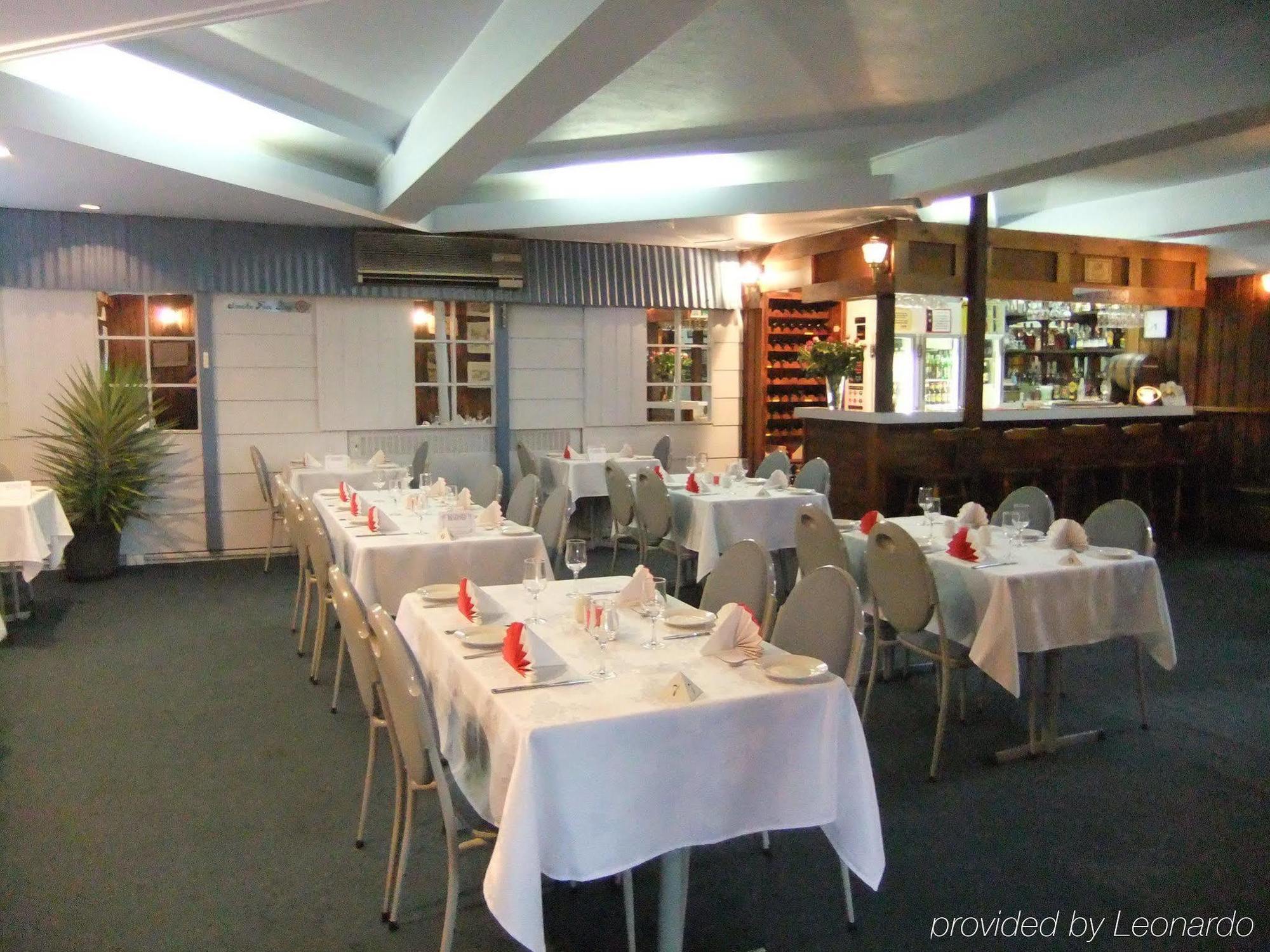 Countryman Motor Inn Cowra Bagian luar foto
