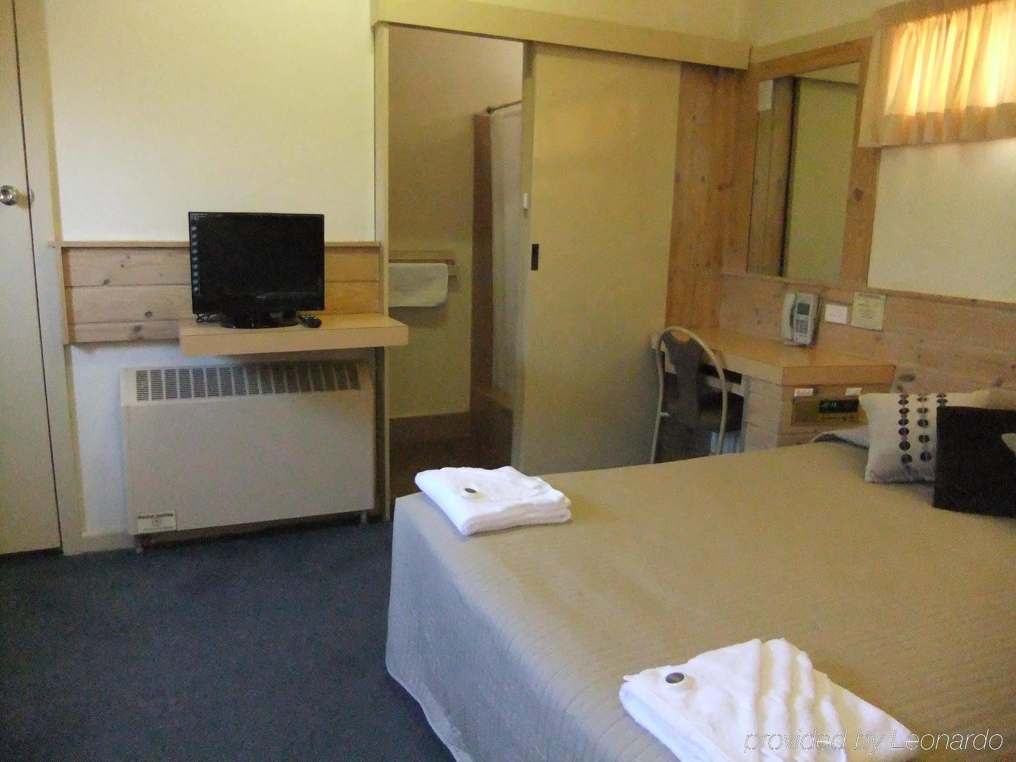 Countryman Motor Inn Cowra Bagian luar foto